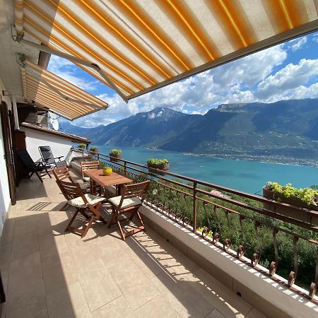 Casa Nonno Sergio Lake View By Gardadomusmea Tremosine ภายนอก รูปภาพ