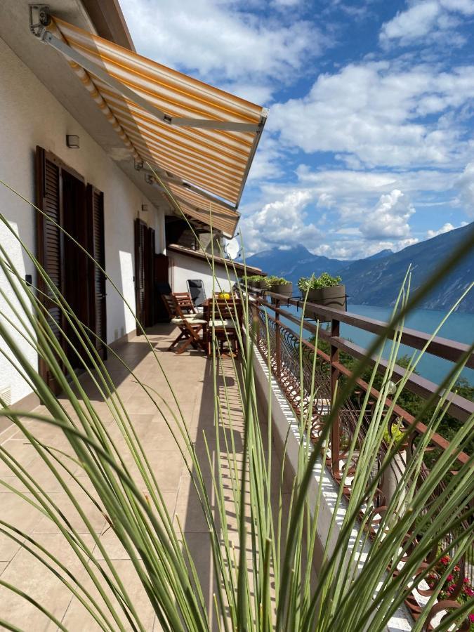 Casa Nonno Sergio Lake View By Gardadomusmea Tremosine ภายนอก รูปภาพ